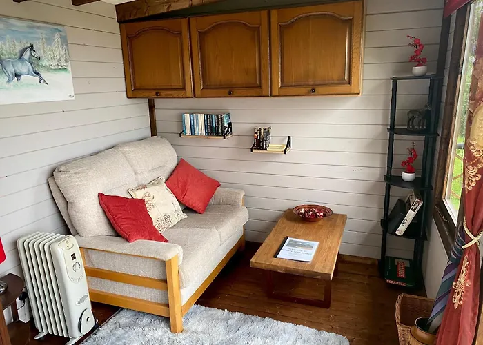 Cherry Tree Glamping Lodge