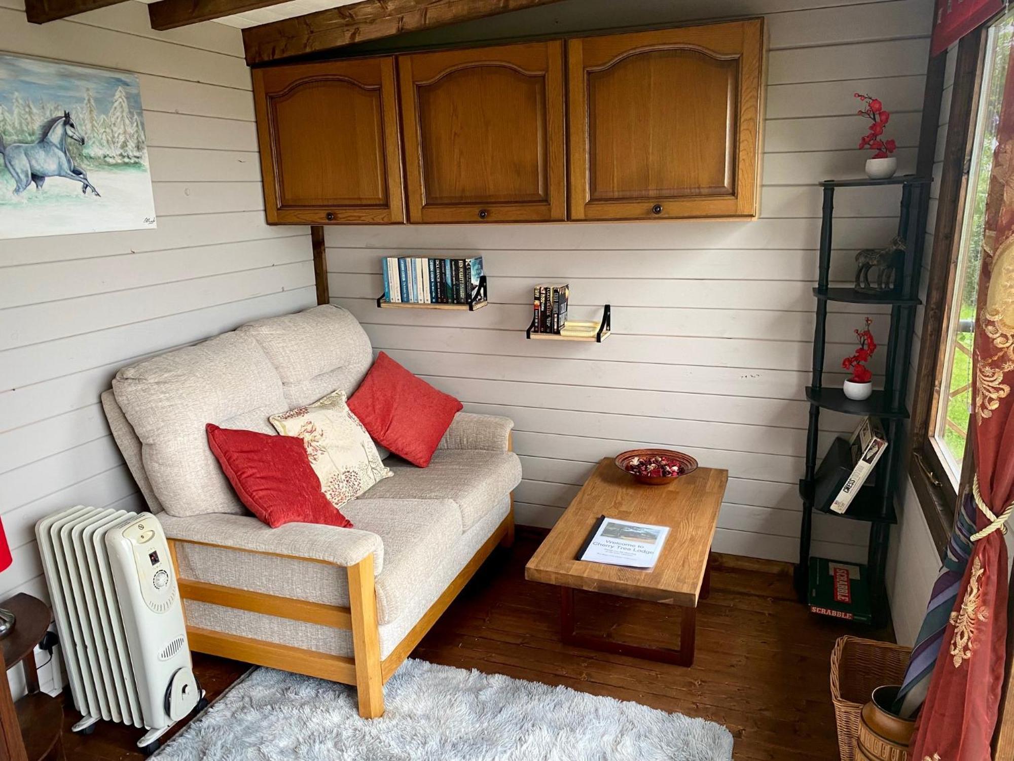 Cherry Tree Glamping * Wellington (Somerset)