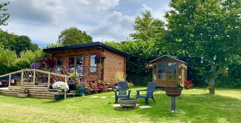 Cherry Tree Glamping Campsite Wellington (Somerset)