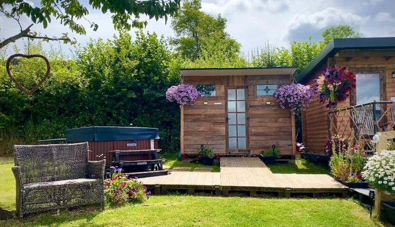 Campsite Cherry Tree Glamping